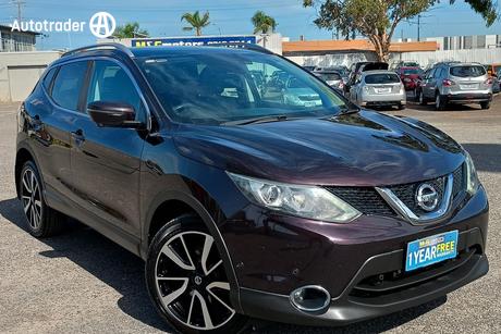 Purple 2015 Nissan Qashqai Wagon Ti (4X2)
