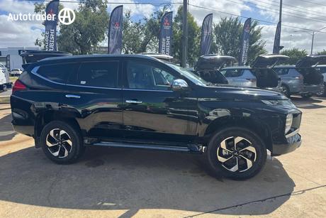 Black 2025 Mitsubishi Pajero Sport Wagon Gls (4Wd) 7 Seat