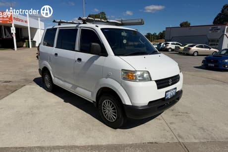 White 2016 Suzuki APV Van