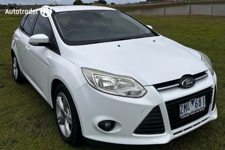 White 2013 Ford Focus Hatchback Trend