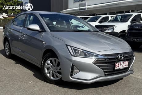 Silver 2020 Hyundai Elantra Sedan Go