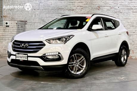 White 2017 Hyundai Santa FE Wagon Active Crdi (4X4)