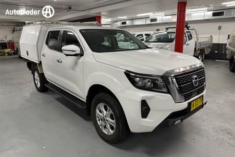 White 2021 Nissan Navara Dual Cab Pick-up St (4X2)