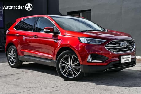 Red 2019 Ford Endura Wagon Titanium (Awd)