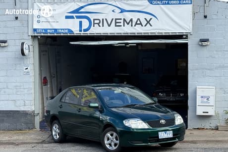 Green 2002 Toyota Corolla Sedan Ascent