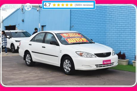 White 2003 Toyota Camry Sedan Altise