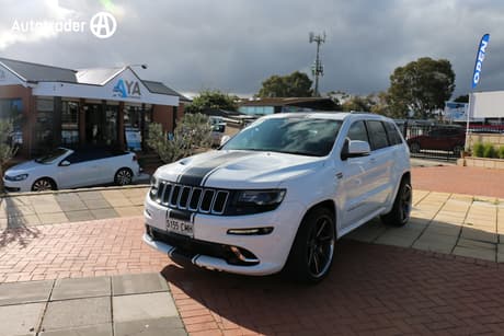 White 2015 Jeep Grand Cherokee Wagon Srt 8 (4X4)