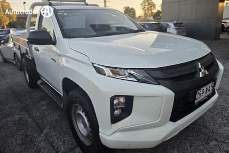 White 2023 Mitsubishi Triton Cab Chassis Glx (4X4)