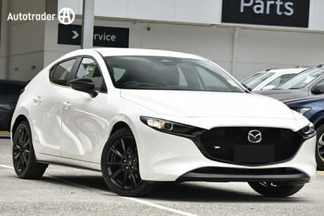 White 2026 Mazda Mazda3 Hatchback G25 Evolve Sp Vision