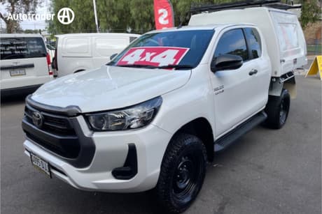 White 2020 Toyota Hilux X Cab Cab Chassis Sr (4X4)