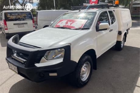 White 2018 Isuzu D-MAX Space Cab Chassis Sx (4X4)