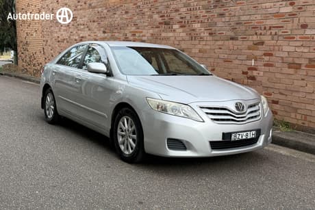 Silver 2011 Toyota Camry Sedan Altise