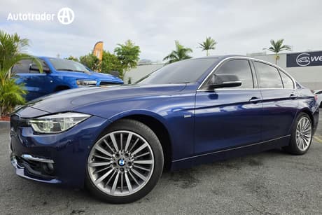 Blue 2017 BMW 320I Sedan Sport Line