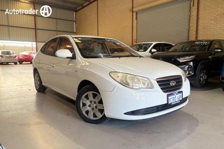 White 2008 Hyundai Elantra Sedan Sx