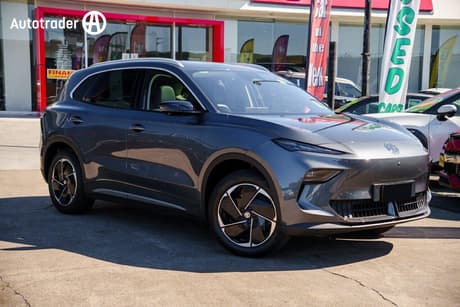 Grey 2025 MG MGS5 EV Wagon Essence 49