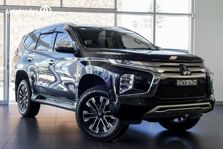 Black 2021 Mitsubishi Pajero Sport Wagon Exceed (4X4) 7 Seat