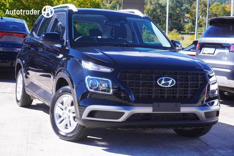 Black 2025 Hyundai Venue Wagon