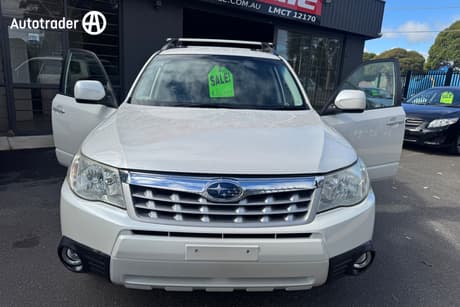 White 2008 Subaru Forester Wagon Xs