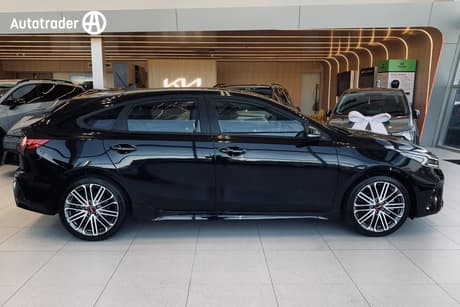 Black 2023 Kia Cerato Hatchback Gt