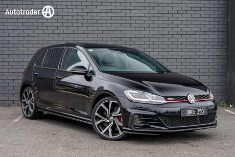 Black 2018 Volkswagen Golf Hatchback Gti