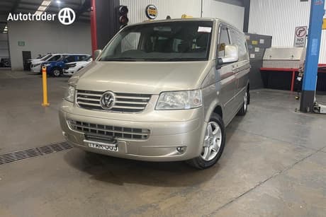 Gold 2008 Volkswagen Multivan Van Highline