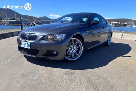 Grey 2008 BMW 325I Coupe