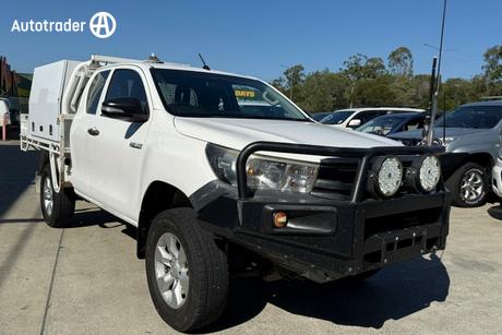 2015 Toyota Hilux Workmate (4X4) Gun125R