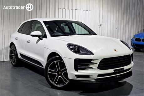 White 2019 Porsche Macan Wagon