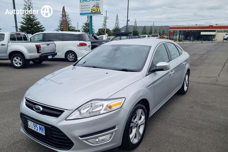 White 2011 Ford Mondeo Hatchback Zetec