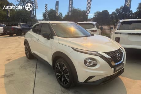 White 2022 Nissan Juke Hatchback Ti