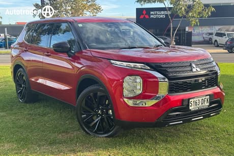 Red 2024 Mitsubishi Outlander Wagon Black Edition 7 Seat (2Wd)