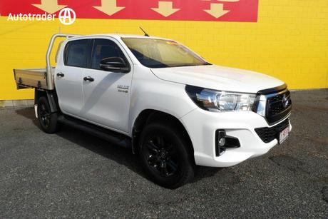 White 2018 Toyota Hilux Double Cab Pick Up Sr Hi-Rider