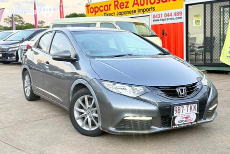Grey 2014 Honda Civic Hatchback Vti-S