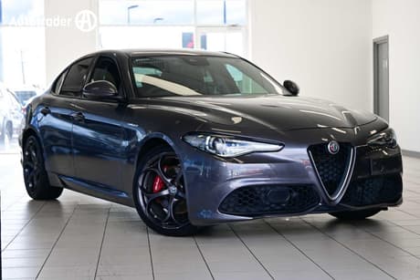Grey 2019 Alfa Romeo Giulia Sedan Veloce