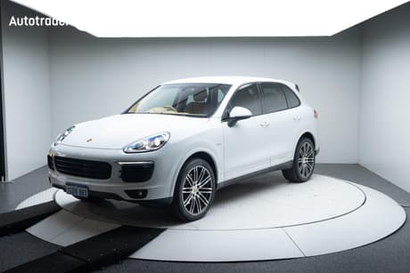 White 2016 Porsche Cayenne Wagon Diesel Platinum Edition
