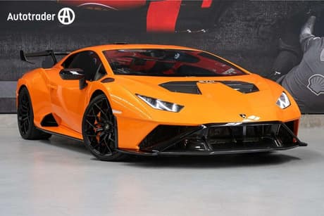Orange 2023 Lamborghini Huracan Coupe Evo Rwd
