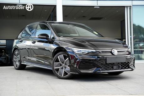 2025 Volkswagen Golf R-Line 8.5 My26