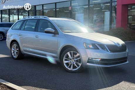 Silver 2020 Skoda Octavia Wagon 110 Tsi Base