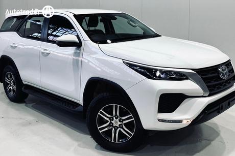 2023 Toyota Fortuner Gx Gun156R