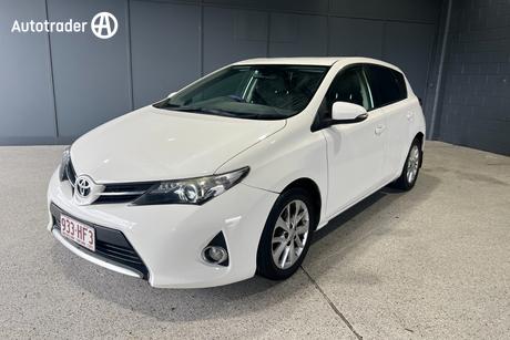 White 2013 Toyota Corolla Hatchback Ascent Sport