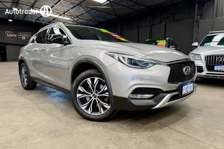 Grey 2018 Infiniti Q30 Hatchback Sport Premium 2.0T