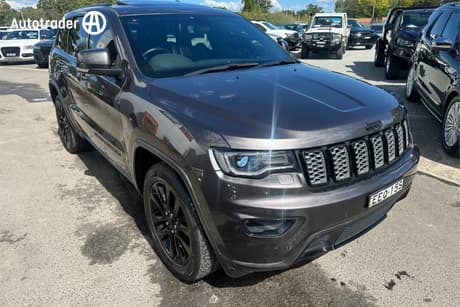 Grey 2019 Jeep Grand Cherokee Wagon Night Eagle (4X4)