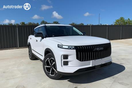 White 2026 Jaecoo J7 Wagon Track