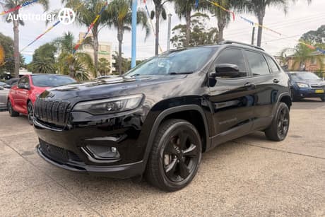 Black 2019 Jeep Cherokee Wagon Night Eagle (4X4)