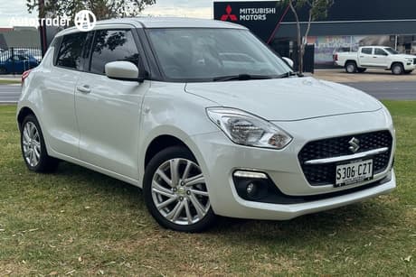 White 2023 Suzuki Swift Hatchback Gl Shadow