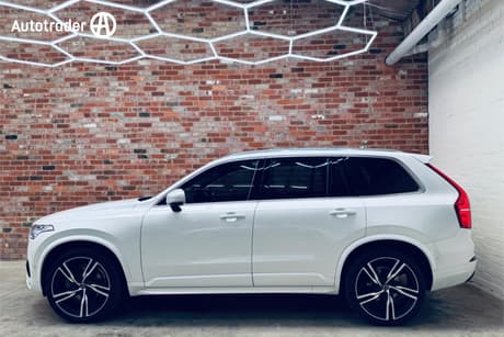 White 2019 Volvo XC90 Wagon D5 R-Design