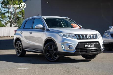 Silver 2019 Suzuki Vitara Wagon