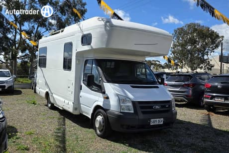 White 2008 Ford Transit Cab Chassis