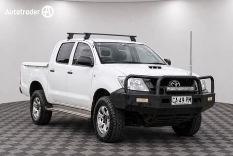 White 2011 Toyota Hilux Dual Cab Pick-up Sr (4X4)