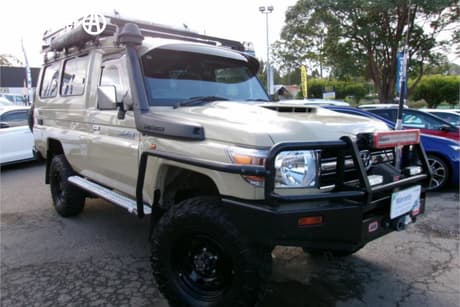 Beige 2018 Toyota Landcruiser Gxl (4X4) 5 Seat